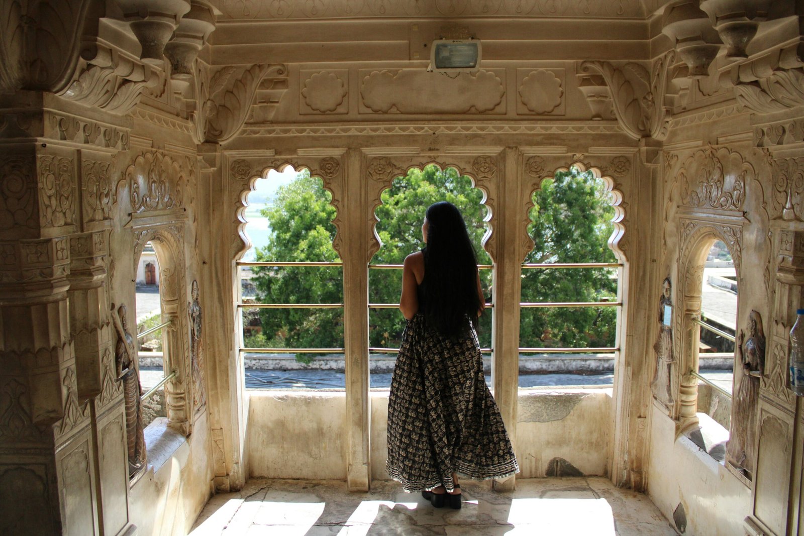 Unique Experiences You Can Enjoy with Women Travel Groups in India Photography Tours Designed for Women scaled