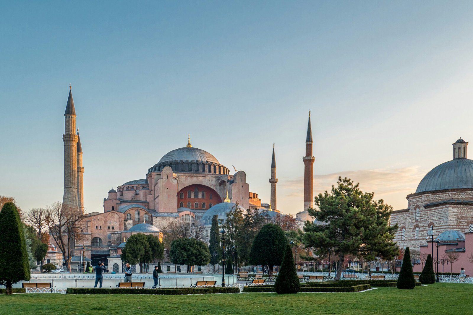 Photo Diary: 7 Stunning Spots to Capture on Your Women-Only Trip to Turkey Hagia Sophia scaled