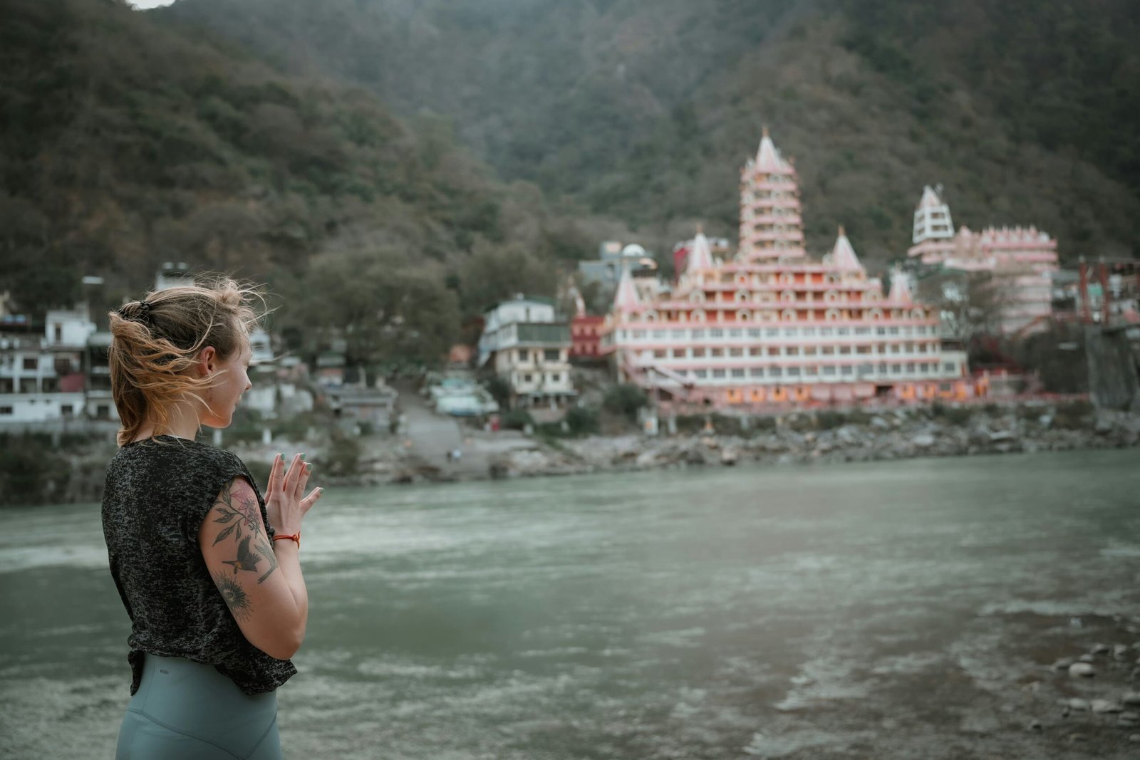Travel Tips for First-Time Women Visitors to Rishikesh