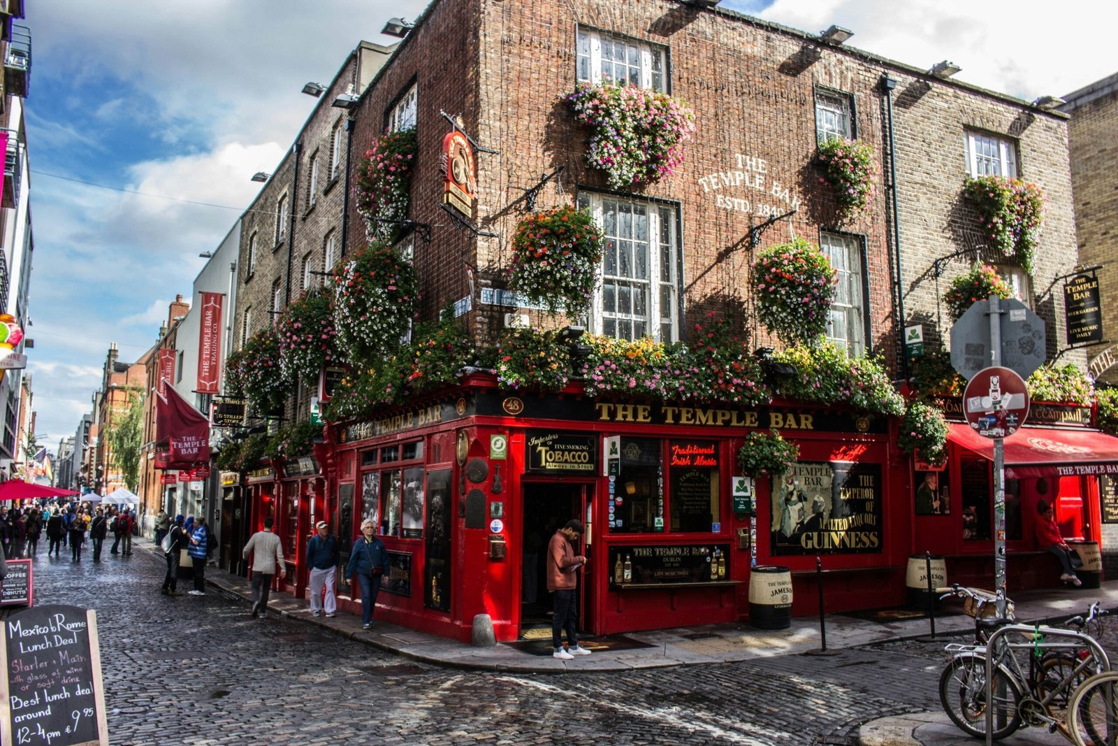 Ireland is a Best Countries in Europe for Solo Travellers