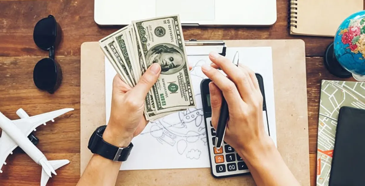 Managing money Travellig Budgeting and security tips