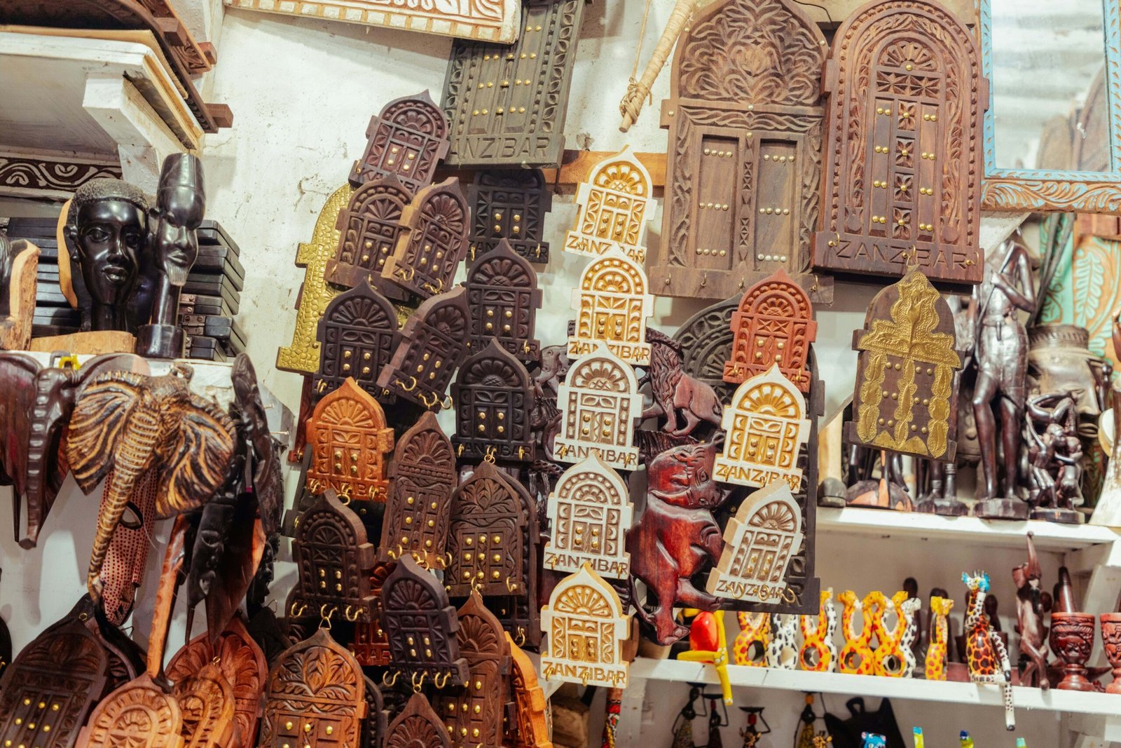 Shopping Guide: Things to Buy in Rishikesh on Women-Only Tours