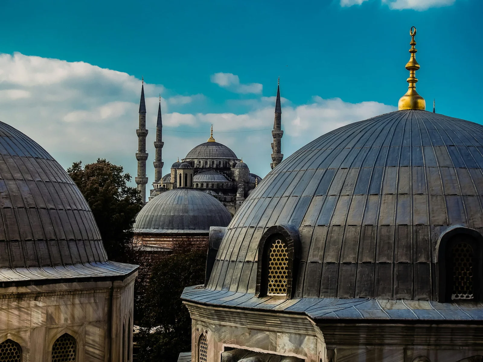 Understanding Istanbul beyond monuments