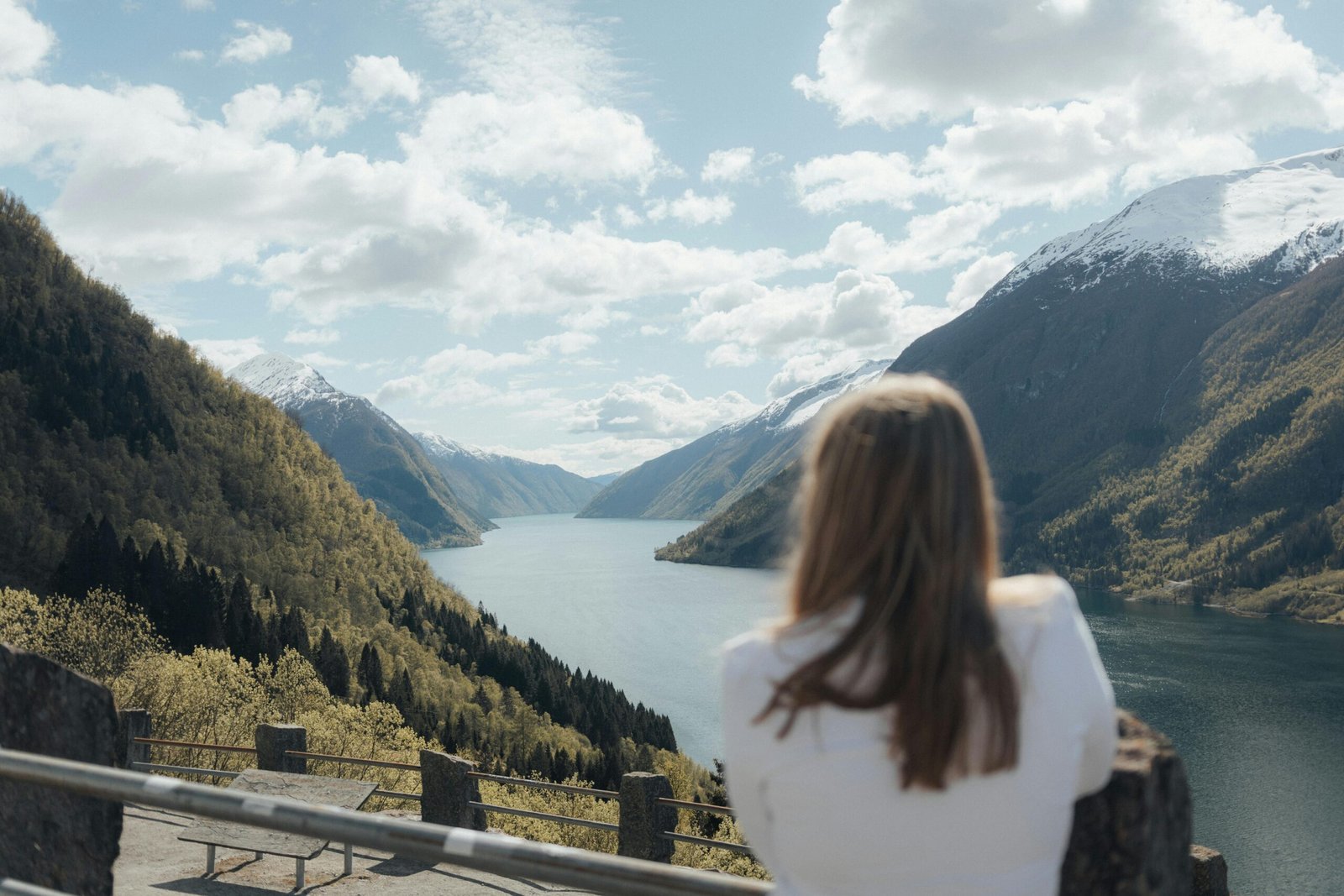 Why Women Only Travel Tours Needs Female Hosts - Meraki Diaries