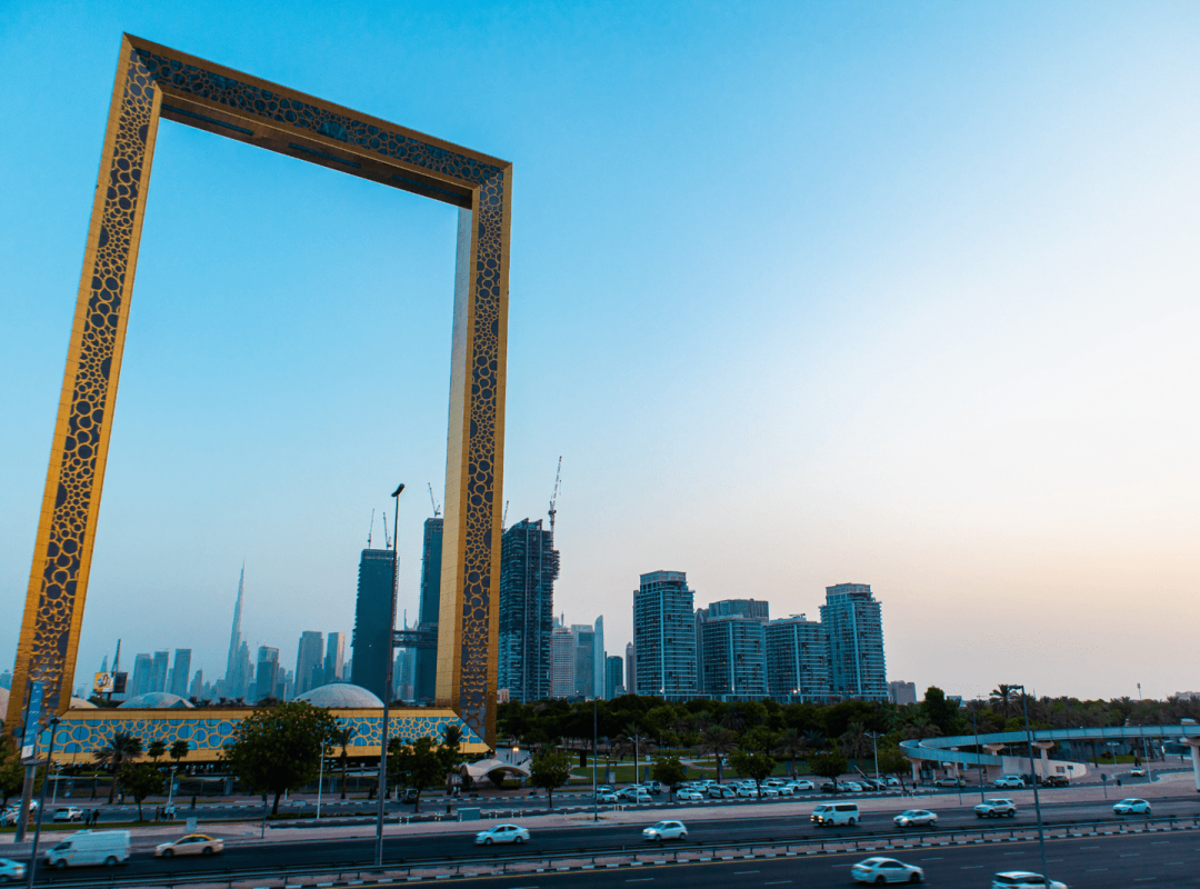 Dubai Frame Monument in Dubai Tour